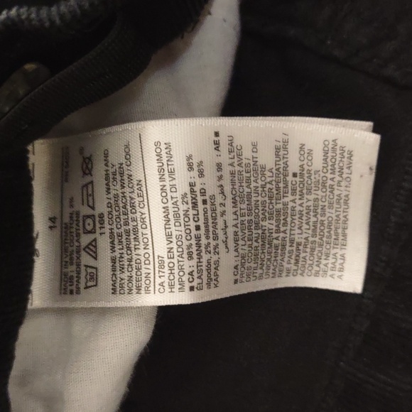 USED OLD NAVY KARATE SLIM BUILT-IN FLEX MAX BOYS COLOR BLACK SIZE 14 98% COTTON - Picture 11 of 13